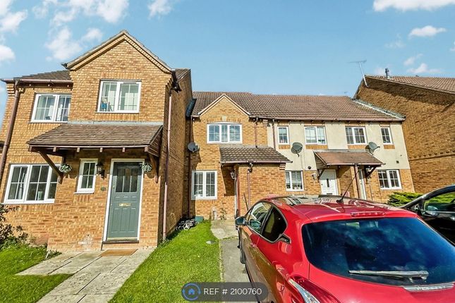 Thumbnail Terraced house to rent in West Highland Road, Swindon