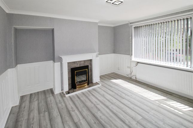 6, Thackeray Road, Bradford photo 2