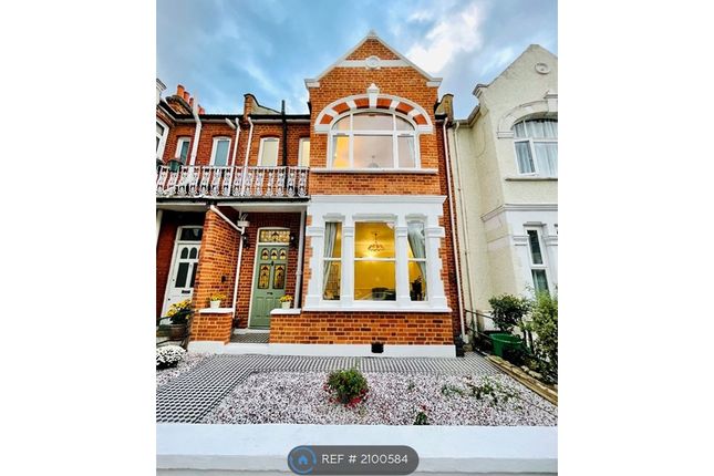 Terraced house to rent in Drayton Road, London