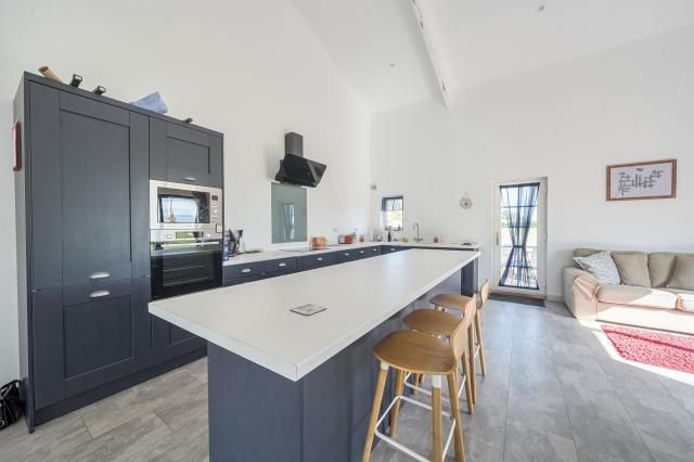 Lake View,, Oakley Road, Worminghall photo 4