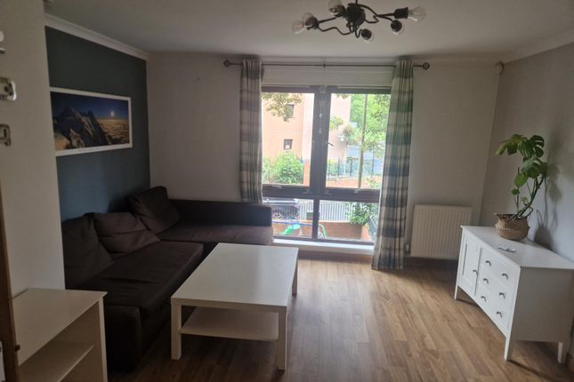 9 Greenacre, Edinburgh photo 2