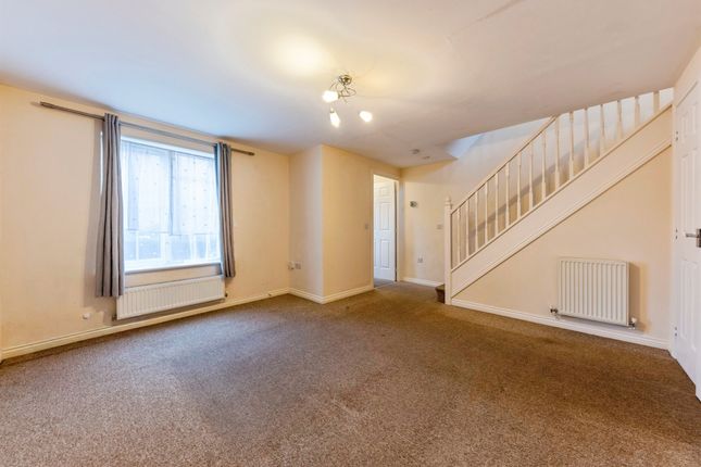 2, Elvaston Court, Grantham photo 2