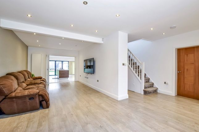 19, Twyford Road, Harrow photo 3