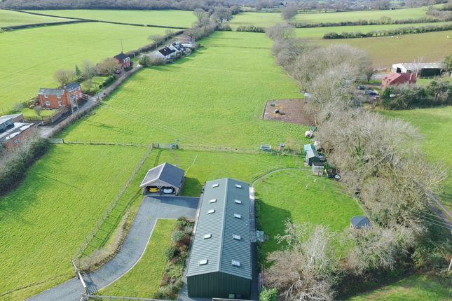 Green Barn, Bush Lane, Worcester photo 3
