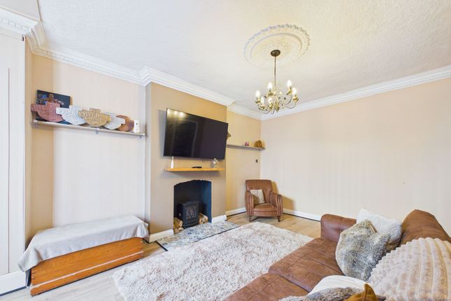 36 Guard Street, Workington photo 4