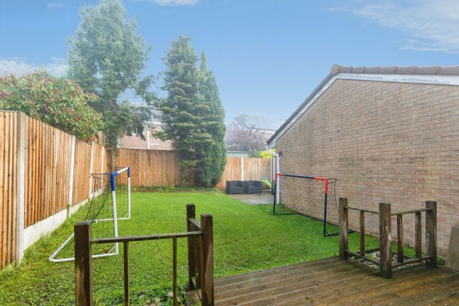Gilwood Grove, Manchester photo 4