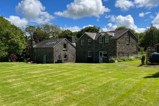 Thumbnail Country house for sale in Oakford Cottages, Llanarth, Ceredigion
