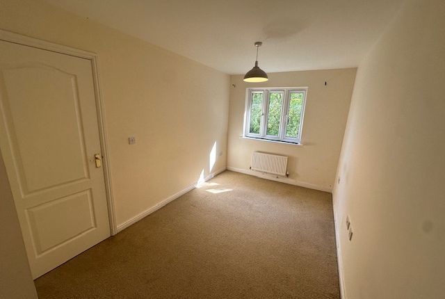 18 Oakway, Parc Penllergaer Swansea, Penllergaer photo 5