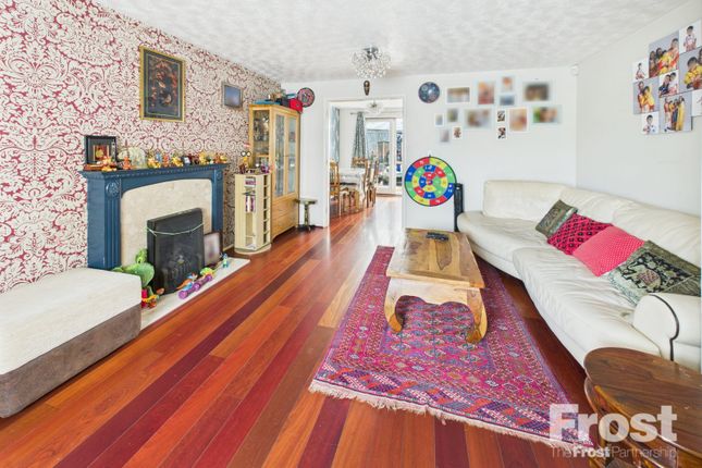 10, Southwold Spur, Berkshire photo 2