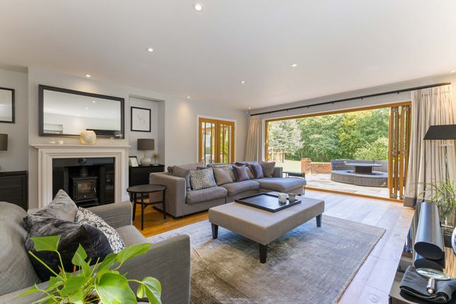 Sunny Ridge, Chequers Hill, St. Albans photo 2