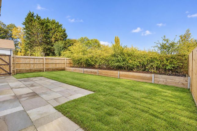 Prestwick Drive, Buntingford photo 4