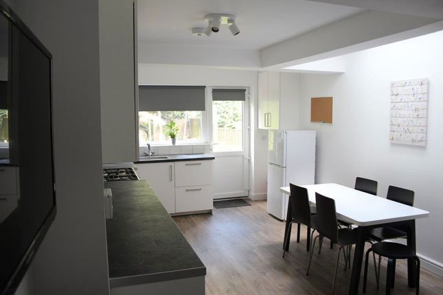 205, Heeley Road, Birmingham photo 5