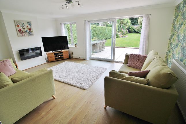 12, Frances Road, Waterlooville photo 4