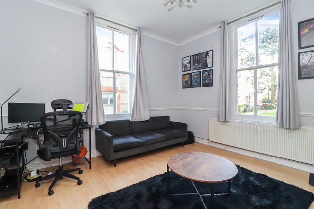 Flat for sale in Mallard Road, Abbots Langley