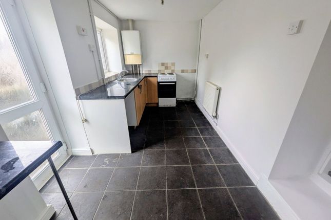 38, Cwmamman Road, Ammanford photo 3