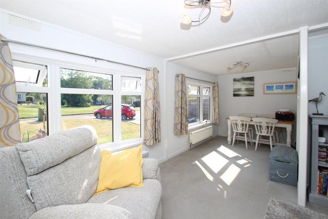 Mobile/park home for sale in Medina Park, Folly Lane, Whippingham, East Cowes