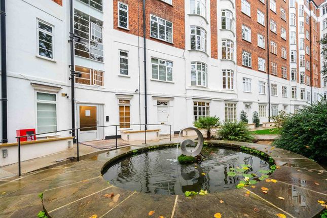 Flat for sale in Grove End Gardens, St John's Wood, London