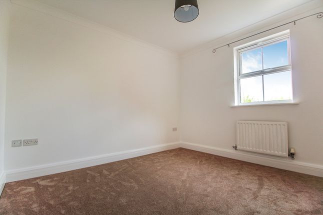 Flat for sale in Swallow Court, Lacey Green, Wilmslow, Cheshire