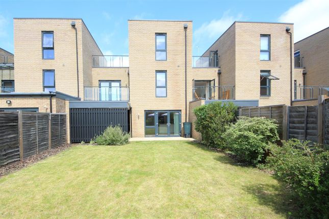 4-bed house on 4, Baker Lane, Trumpington, £2,840/mo