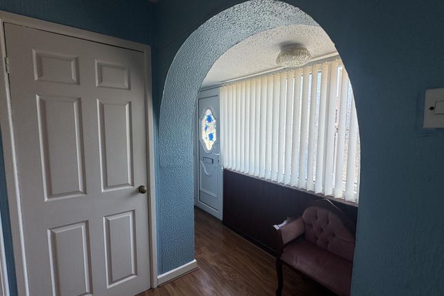 63, Milbrook Drive, Liverpool photo 2