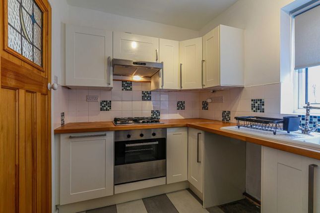 Ground Floor Flat 1, Woodland Court, Penarth photo 4