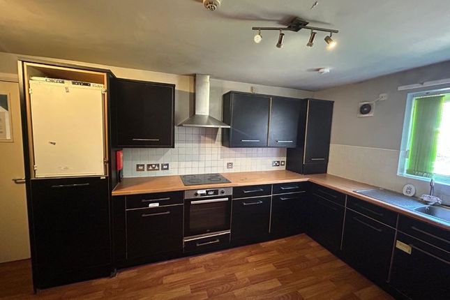 83 Park Village, 200 Norfolk Park Road, Sheffield photo 2