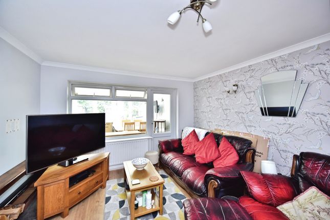 14, Charlesford Avenue, Maidstone photo 3