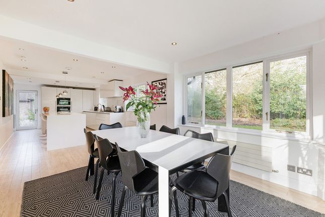 Fairfields, Stroud Lane, Guildford photo 2