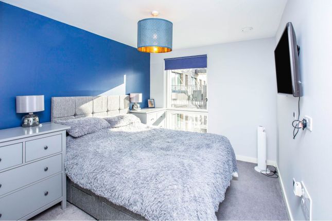Flat for sale in 1 Highland Street, London