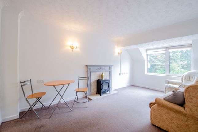 Flat 23, Burnards Court, Berrycoombe Road, Bodmin photo 2