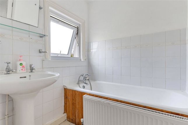 Flat for sale in Widmore Road, Bromley