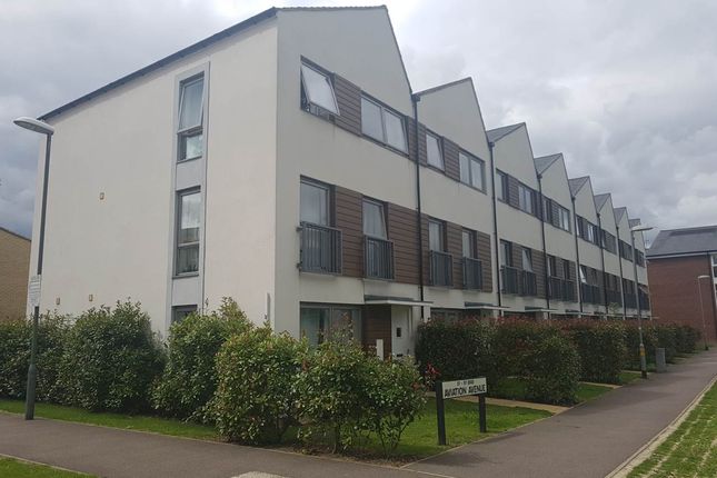 Thumbnail Property to rent in Aviation Avenue, Hatfield, Hertfordshire