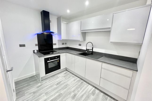4, Market Hill, St. Austell photo 3