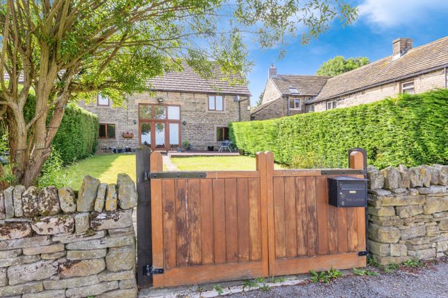 Thumbnail Farmhouse for sale in Snowden Hill, Oxspring, Sheffield