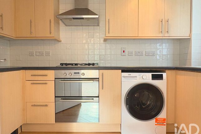 41, Benham Drive, Reading photo 3