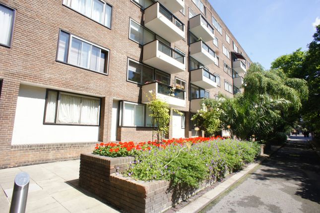 Flat for sale in The Quadrangle, London