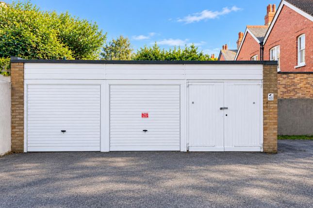 Studio parking on Hove Street, Hove, £45,000