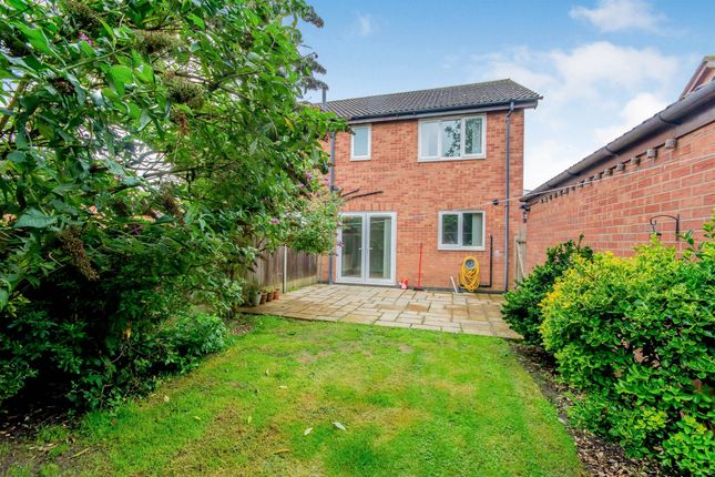 Semi-detached house for sale in Whitehouse Road, Ruskington, Sleaford
