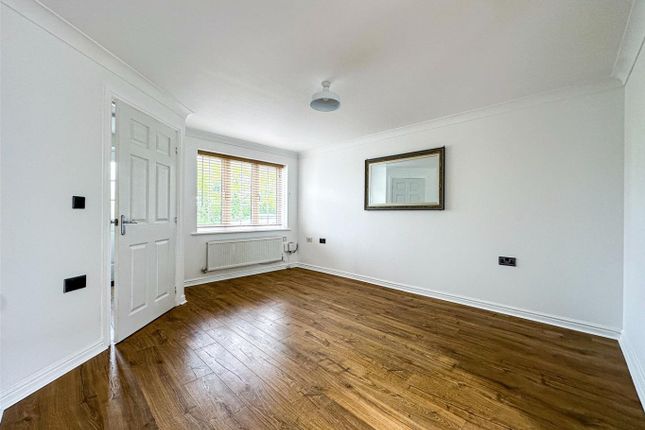114, Hardys Road, Taunton photo 2