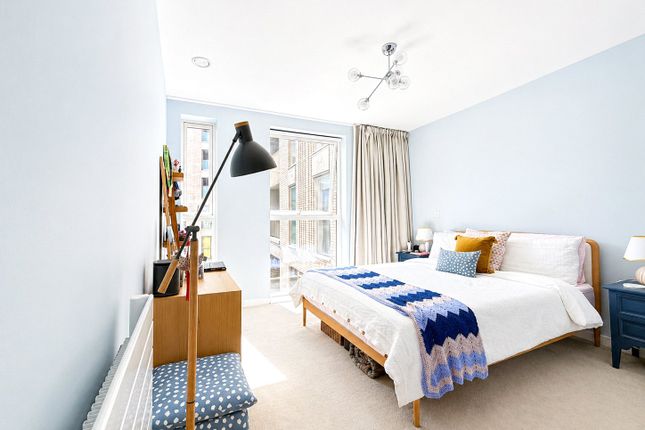 Apartment 15 Bond House,, Goodwood Road, London photo 4