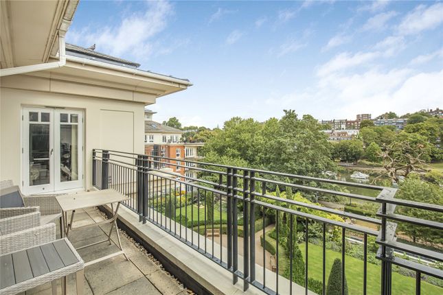 12 Lawley House, 37, Clevedon Road, Twickenham photo 3