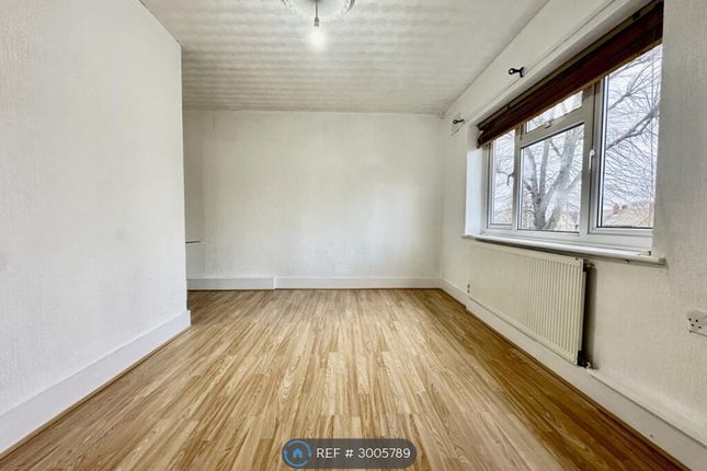 Westhorne Avenue, Eltham, London photo 2