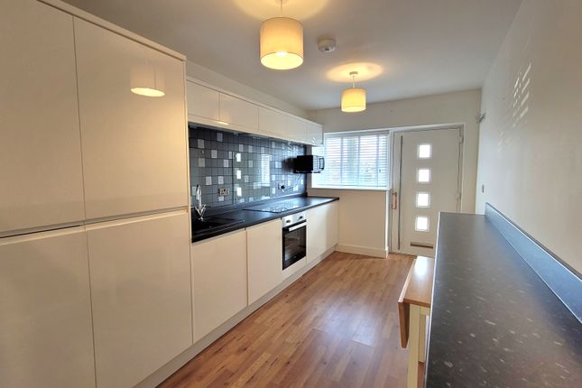 77A, Newquay photo 3
