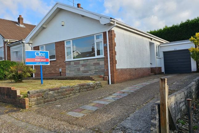 Thumbnail Detached bungalow for sale in Twyni Teg, Killay, Swansea, City And County Of Swansea.
