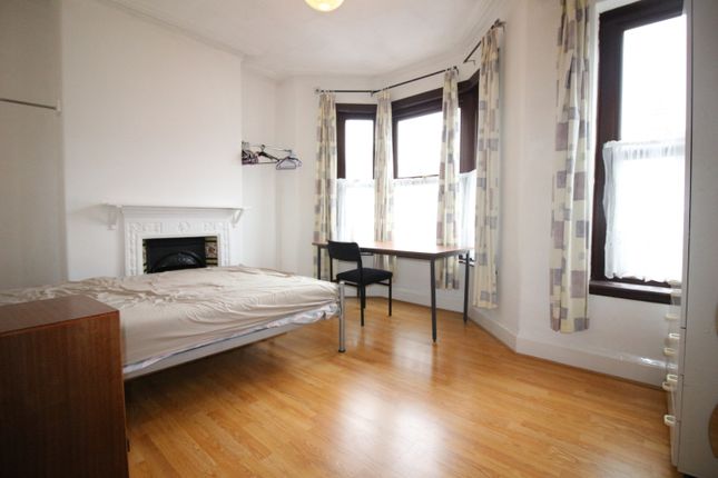 13, Gelligaer Street, Cardiff photo 3