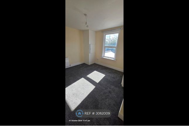 Parkfield Road, Wolverhampton photo 2