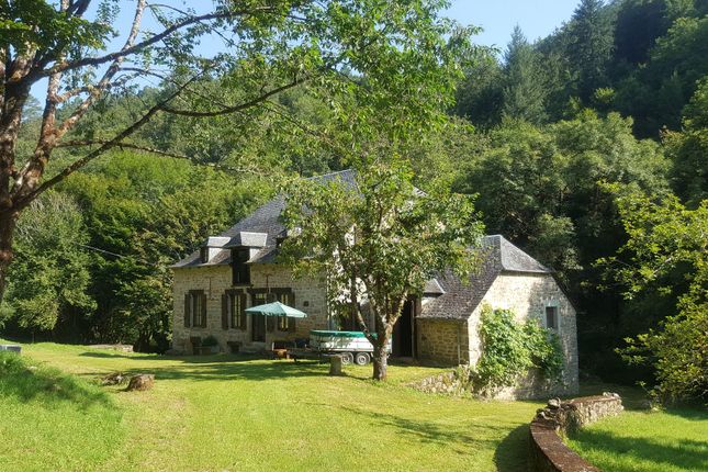Property for sale in La Roche Canillac, Corrèze, France