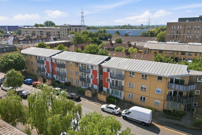 5,Flat 11, Nelson Grove Road, London photo 2