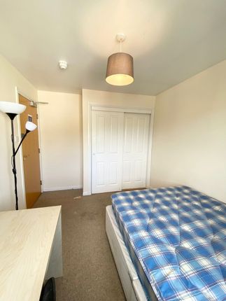 11, Larch Street, Dundee photo 5