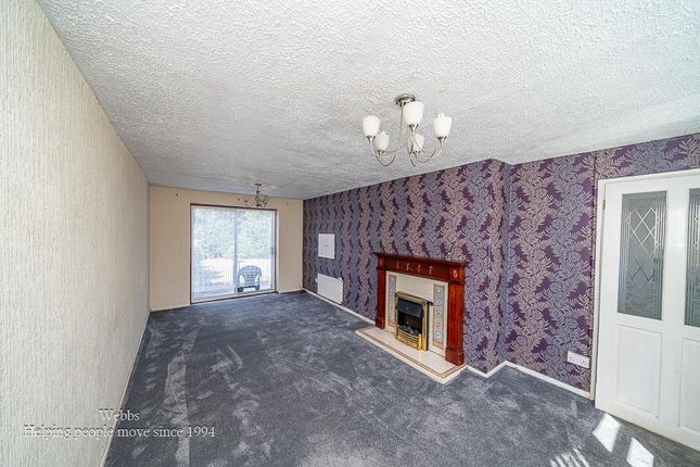 19, Curzon Place, Rugeley photo 4